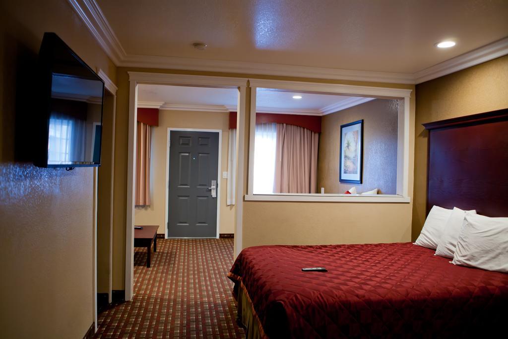 Budget Near Disneyland Drive 2* Anaheim